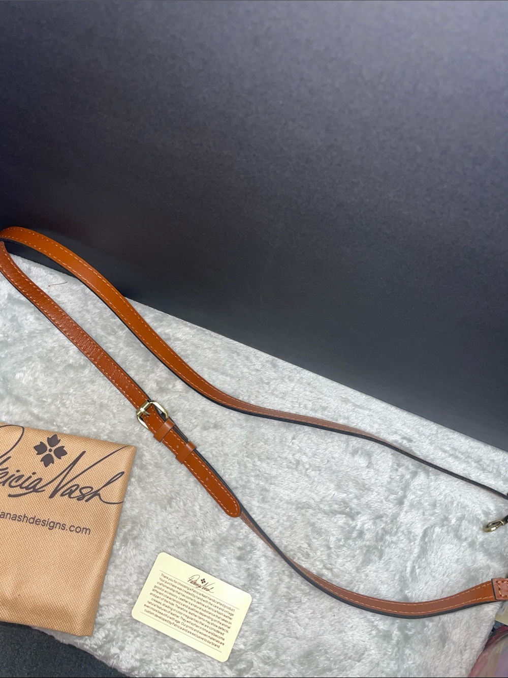NWT Patricia Nash ‘Irving’ Bucket Crossbody - Picture 8 of 15